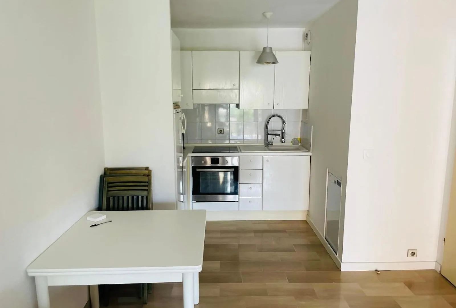 Beach Apartment With Tropical Garden And Mountain View Best Location Menton